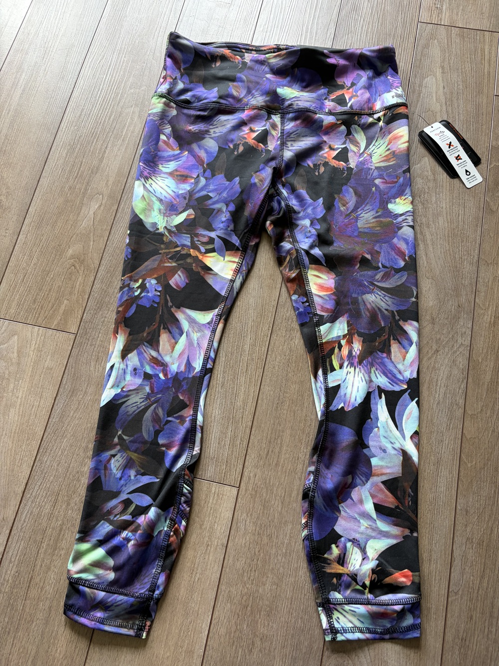 RBX Active Women's 7/8 Ankle Leggings Multi Floral Purple Size M Workout Yoga